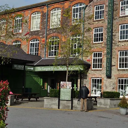 Vale Bed & Breakfast