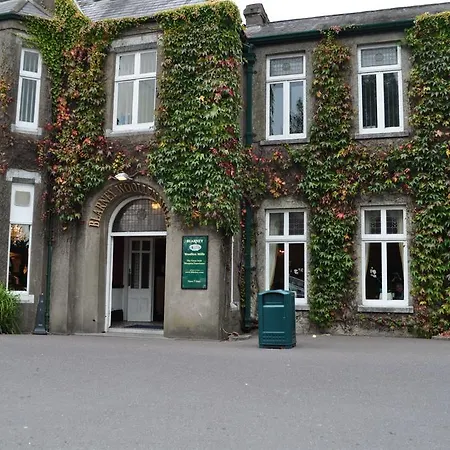 Vale Bed & Breakfast 4*