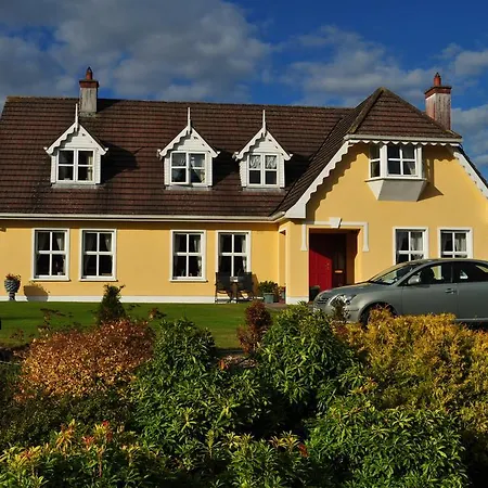 Vale Bed & Breakfast 4*
